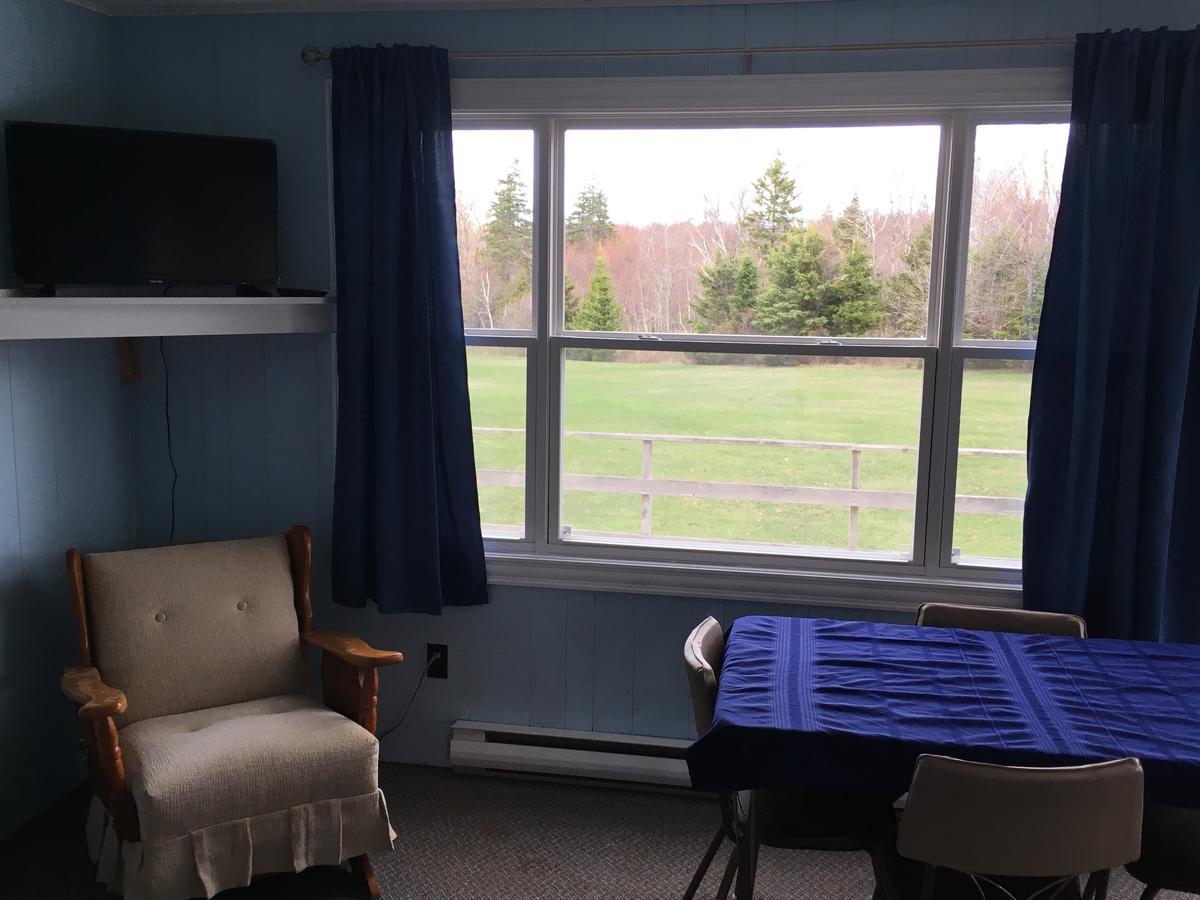 Wingspread Cottages Stanley Bridge Экстерьер фото